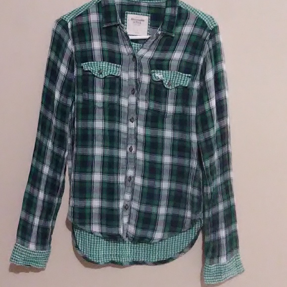 Abercrombie & Fitch Tops - **SALE**  Abercrombie & Fitch Button Up Shirt